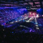 David Bisbal Instagram - ¡Qué noche tan maravillosa vivimos ayer! Tuve el placer de reunirme con muchos colegas ya en el mítico @wizinkcenter , un lugar lleno de recuerdos mágicos vividos. ¡Unidos con @cadena100 por la paz! Quiero agradecer a todos los que hicieron de esta noche algo tan especial. Nos vemos el próximo día 23 de junio en el mismo sitio y a la misma hora. ¡Hasta entonces, sigamos llevando la música y la paz en nuestros corazones!