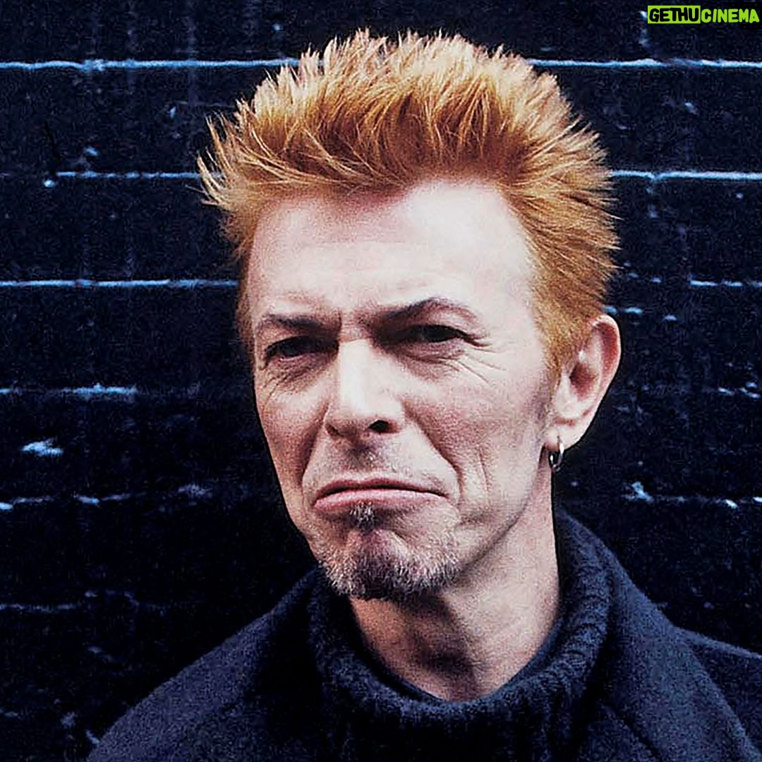 David Bowie Instagram - KEVIN CUMMINS’ BOWIE BOOK EDITIONS “Blinded with desire...” We told you about David Bowie Mixing Memory & Desire: Photographs by Kevin Cummins a year ago, almost to the day. (KEVIN CUMMINS’ BOOK OF BOWIE PHOTOS DUE NEXT YEAR) The book is now available to pre-order in various formats here: https://linktr.ee/bowiekevincummins (Linktree in bio) Kevin Cummins said: “Bowie’s music was vital to me as a teenager. It continues to play a large part in my life today. I can honestly say that photographing Bowie while still in my teens, played a huge part in my wanting to photograph musicians for a living.” + - + - + - + - + - + - + - + - + - + - + - + - + - + "KEVIN CUMMINS HAS ALWAYS BEEN WHERE THE CULTURAL ACTION IS. MIXING MEMORY & DESIRE WILL MAKE YOU SEE DAVID BOWIE IN A SURPRISING AND STIMULATING NEW WAY." - PAUL MORLEY "WHAT A PRIVILEGE IT IS FOR US THAT KEVIN CUMMINS WAS THERE TO CAPTURE THIS JOURNEY. HIS WONDERFUL BOOK SHOWS US EXACTLY WHY BOWIE WAS SO UNIQUE." - NOEL GALLAGHER "KEVIN BRILLIANTLY CAPTURES THE ESSENCE OF THE GREAT MAN IN THESE REMARKABLE PHOTOGRAPHS." - GOLDIE + - + - + - + - + - + - + - + - + - + - + - + - + - + #BowieCummins