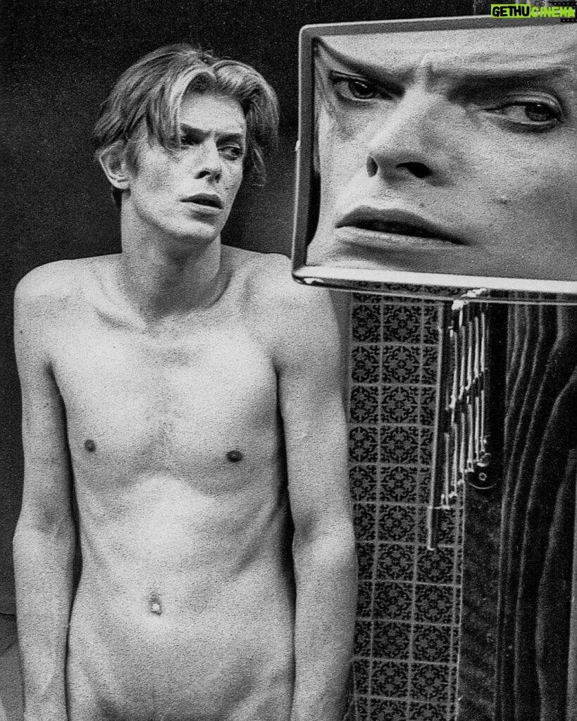 David Bowie Instagram - Bowie naked and wired as TJ Newton in The Man Who Fell To Earth. #BowieReflections