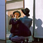 David Bowie Instagram – Today we reflect on another of Steve Schapiro’s shots from his collection of iconic Bowie images created in 1975.

Rather cryptically and in typically enigmatic fashion, Bowie has scrawled “ADDRESS UNKNOWN” on the mirror. What do you reckon that’s all about then?

#BowieReflections