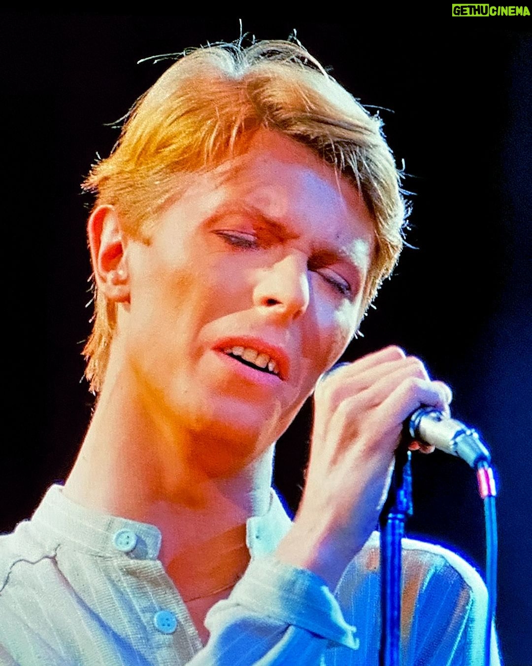 David Bowie Instagram - MOONAGE DAYDREAM 4K UHD + BLU-RAY OUT MONDAY “Make me baby, Make me know you really care, Make me jump into the air.…” A quick reminder that Brett Morgen’s Moonage Daydream is due via Universal on 11th December as an ULTRA HD + BLU-RAY LIMITED COLLECTOR’S EDITION and separately as a LIMITED EDITION STEELBOOK. The Limited Edition Steelbook is basically what you get inside the Limited Collector’s Edition, minus the 4 Collectors Art Cards and the Rigid Slipcase with Soft-touch finish and Spot-gloss. Order here: https://www.bowiemoonagedaydream.com/ (Linktree in bio) Taken from the film, the first image here is of David performing "Heroes" at Earls Court in 1978. + - + - + - + - + - + - + - + - + - + - + - + - + - + Product description: Now for the first time in 4K UHD, with new bonus features. From Oscar-nominated filmmaker Brett Morgen, director of Cobain: Montage of Heck and The Kid Stays in the Picture, MOONAGE DAYDREAM is an immersive cinematic experience; an audio-visual space odyssey that not only illuminates the enigmatic legacy of David Bowie but also serves as a guide to living a fulfilling and meaningful life in the 21st Century. Told through sublime, kaleidoscopic, never-before-seen footage, performances and music, MOONAGE DAYDREAM is the first officially sanctioned film to explore Bowie’s creative, musical and spiritual journey, guided by Bowie’s own narration. LIMITED COLLECTOR’S EDITION Includes 4K UHD and Blu-ray Gloss Finish Steelbook Rigid Slipcase with Soft-touch finish and Spot-gloss 4 Collectors Art Cards ALL NEW BONUS FEATURES MOONAGE SOUNDSCAPES - Interview with Brett Morgen, David Giammarco & Paul Massey Q&A AT THE TCL CHINESE THEATRE - Featuring Brett Morgen, Mark Romanek, Mike Garson & Jack Black PREVIOUSLY UNSEEN LIVE PERFORMANCE OF ‘ROCK N ROLL WITH ME’ INTERVIEW FEATURETTES – with Director Brett Morgen A film that is the Artist More than a Musician Working with the Archive + - + - + - + - + - + - + - + - + - + - + - + - + - + #BowieMoonageDaydreamFilm