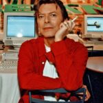 David Bowie Instagram - DAVID AND RONAN’S 25-YEAR-OLD BOWIENET CHAT “Nowhere, Shampoo, TV, come back, Boy's Own…” Today we look back 25 years to January 30th, 1999, and another BowieNet chat, which took place in the offices of Outside in London. David was chatting with Boyzone singer, Ronan Keating. Thanks to Paul Kinder over at BowieWonderworld, you can read the full transcript here: https://www.bowiewonderworld.com/chats/dbchatronan0199.htm (Linktree in bio) #BowieNet #BowieNetChat