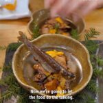 David Chang Instagram - Chefs vs wild is out now on @hulu and I still can’t believe it. Seems like just yesterday @chrisyingz and I were talking about this idea during a late night @majordomomedia brainstorm.. Excited for you to watch 🙏🏼 #chefsvswild