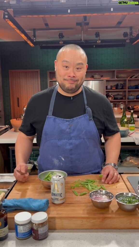 David Chang Instagram - Excited to cook for @terrycrews and @fortunefeimster tonight on @dinnertimelive! On the menu: valentines or anti-valentines day surf and turf 🦞🥩. Watch it live on @netflix at 4pm pacific, 7pm eastern
