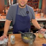 David Chang Instagram – Prepping right now for dinner tonight. We’re going LIVE TODAY 1/25 on @Netflix at 4pm PT / 7pm ET for our new show #DinnerTimeLive with yours truly. Cooking for @rashidajones and @steveyeun and I just hope I don’t burn everything