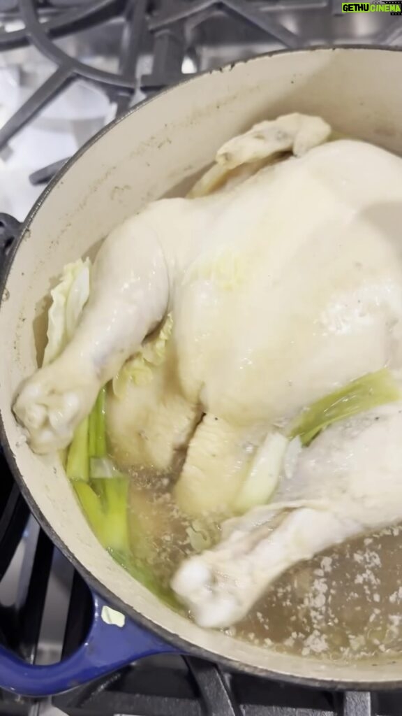 David Chang Instagram - Family meal…about 60 min all in…1 chicken, 1/2 head of green cabbage,1 pot, 1 bowl, colander, 3 packages of @momofukugoods sweet & spicy noodles