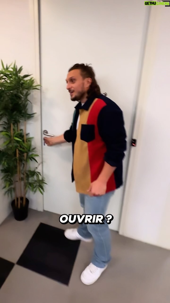David Coscas Instagram - On est retourné voir le studio qui a changé nos vies 🫶🥹 NOSTALGIE