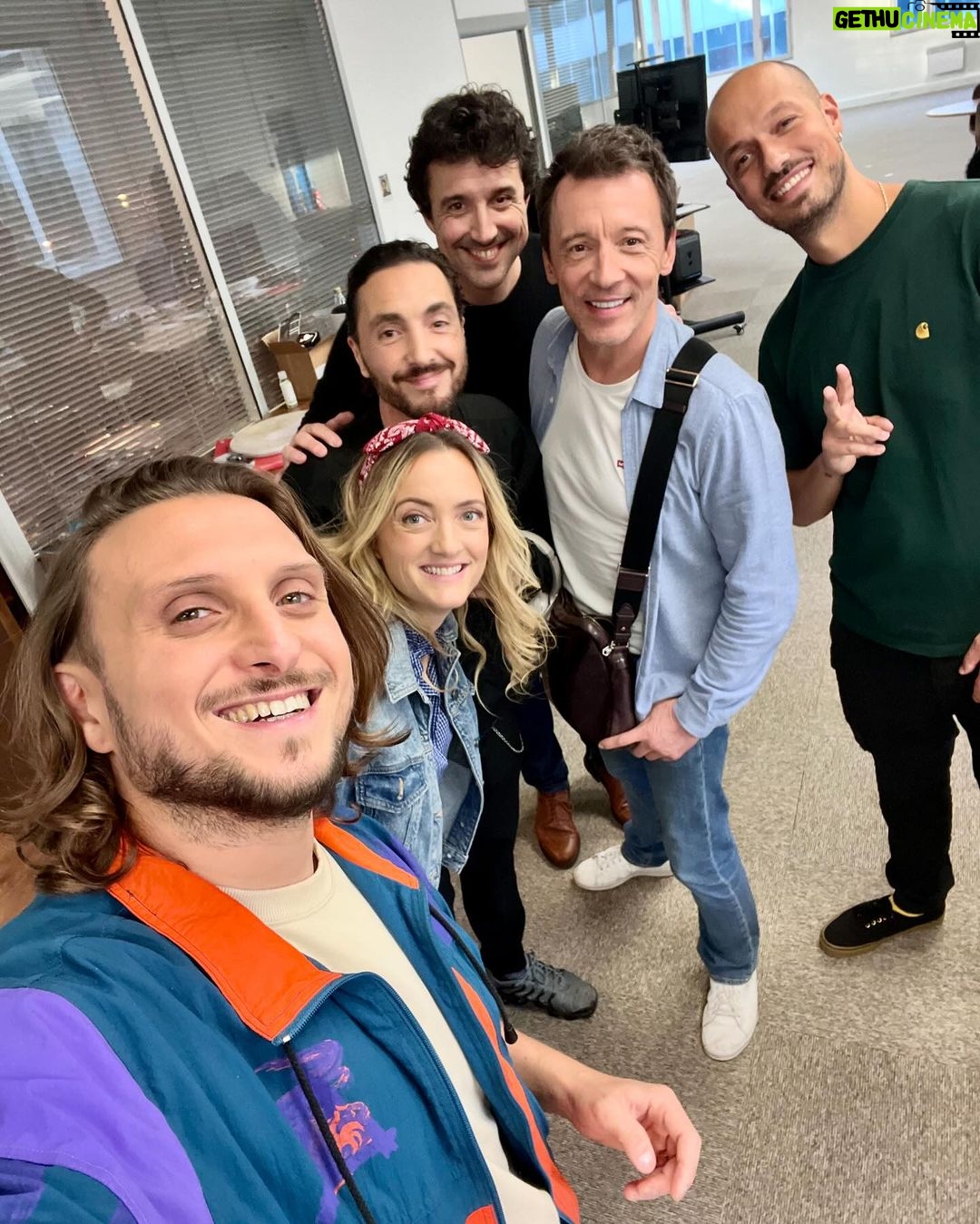 David Coscas Instagram - Merci à @levraimcfly et @rafcarlito pour cette invitation de folie, en si bonne compagnie @mastuu_ @joyca @emmanuel_curtil @alexistomassian @adri_antoine Éric Missoffe Stéphane Excoffier RDV sur leur chaîne YouTube Paris, France