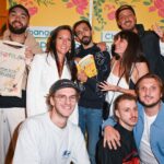 David Coscas Instagram - Voila, après plus d’un an de travail, la femme de ma vie @tiffanycoscas & @flonaturo ont sorti leur livre, un ouvrage clair, truffé de clefs pour se sentir mieux dans son corps et dans son esprit, un petit bijou facile à lire et qui peut vous accompagner au quotidien pour améliorer votre bien être. Toutes ces clefs qui ont changées ma vie, ma santé, que j’applique au quotidien depuis des années et qui m’ont permis de mincir, de me sentir mieux dans mon corps et de comprendre comment il fonctionne. Oui je suis critique non objectif de livre, mais croyez il vaut le coup. Je suis heureux de pouvoir les soutenir aujourd’hui ♥️