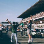 David Coscas Instagram – Bravo l’internet Francais ❤️
Bravo @xsqueezie pour cet event monumental
Bravo @marie__flmt pour ces photos qui font croire qu’on a gagné le GP Internet – Explorer
