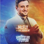 David Coscas Instagram - Notre premier vrai rôle au cinéma (plus qu’une apparition de dos) c’est dans LE VISITEUR DU FUTUR. Quelle fierté d’ouvrir le film de cette série si culte pour l’Internet français. Merci @f_descraques ♥️ C’est en salle actuellement, foncez-y Visionnaire du futur