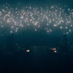 David Coscas Instagram - Quand on a lancé cette tournée on avait aucune idée de où ça nous mènerait, qui allait venir ? Qu’est ce qu’on allait faire ? Comment monter un spectacle qui nous ressemble ? Alors on a taffé fort, entre pote, avec l’aide de @julien.mairesse , et on a monté un show rock, comme les premiers concerts qu’on allait voir à l’époque, pogos, slam, sueur, cris et joie exaltante à faire trembler le sol. Quelques mois plus tard, on se retrouve sur la scène de l’Olympia, après 12 dates d’une intensité rare, avec un public au rendez vous et prêt à tout donner et recevoir. Je vous le dis, on arrêtera pas là, on va réveiller ce rock fr qui n’attend que ça. Cette nouvelle aventure ne fait que commencer. A très bientôt pour les nouvelles dates. MERCI 🎸 @martin.bonami 🥁 @delaromance 🎸 @jc667music Énorme big up à toutes les équipes @pe.premon @drill_sgs @feustlight @gap42music @laurag_photo @elyonosthman @roro_levrai @haks_31 @camille.blnd Julien Parent Thomas Crèvecoeur Rogerio Da Silva Team prod : @bleucitronproductions @capussamuel @vincent_cron @jalam_88 @philippe_sitbon @bigfloetoli @paulineneghza Nicolas Raymond Guests: @pvnovamusic @leopoldlemarchand @lou Partenaires tournée : @nrjhitmusiconly @tf1 Album : @leos.prod @bmgfrance @sylv1gazaignes