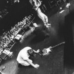 David Coscas Instagram - Quand on a lancé cette tournée on avait aucune idée de où ça nous mènerait, qui allait venir ? Qu’est ce qu’on allait faire ? Comment monter un spectacle qui nous ressemble ? Alors on a taffé fort, entre pote, avec l’aide de @julien.mairesse , et on a monté un show rock, comme les premiers concerts qu’on allait voir à l’époque, pogos, slam, sueur, cris et joie exaltante à faire trembler le sol. Quelques mois plus tard, on se retrouve sur la scène de l’Olympia, après 12 dates d’une intensité rare, avec un public au rendez vous et prêt à tout donner et recevoir. Je vous le dis, on arrêtera pas là, on va réveiller ce rock fr qui n’attend que ça. Cette nouvelle aventure ne fait que commencer. A très bientôt pour les nouvelles dates. MERCI 🎸 @martin.bonami 🥁 @delaromance 🎸 @jc667music Énorme big up à toutes les équipes @pe.premon @drill_sgs @feustlight @gap42music @laurag_photo @elyonosthman @roro_levrai @haks_31 @camille.blnd Julien Parent Thomas Crèvecoeur Rogerio Da Silva Team prod : @bleucitronproductions @capussamuel @vincent_cron @jalam_88 @philippe_sitbon @bigfloetoli @paulineneghza Nicolas Raymond Guests: @pvnovamusic @leopoldlemarchand @lou Partenaires tournée : @nrjhitmusiconly @tf1 Album : @leos.prod @bmgfrance @sylv1gazaignes