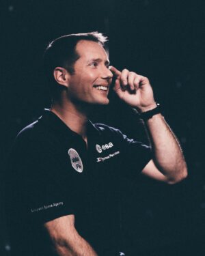 David Coscas Instagram - Oui. Nouveau concours d’anecdote avec la légende @thom_astro 🌍 
Encore une fois, cette chaîne YouTube nous permet des choses impensables, je vous remercie pour tout (et c’est loin d’être terminé).
Quelle est votre anecdote pref ?