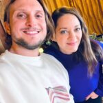 David Coscas Instagram - Nouvelle vidéo avec un casting légendaire, mais comme j’étais trop excité à la fin du tournage j’ai oublié de faire des photos avec tout le monde donc j’ai géré comme j’ai pu. Dispo sur notre chaîne principale ! Merci au @parcasterix pour l’accueil encore une fois 🫶 Parc Astérix