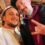 David Coscas Instagram - Nouvelle vidéo avec un casting légendaire, mais comme j’étais trop excité à la fin du tournage j’ai oublié de faire des photos avec tout le monde donc j’ai géré comme j’ai pu. Dispo sur notre chaîne principale ! Merci au @parcasterix pour l’accueil encore une fois 🫶 Parc Astérix