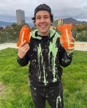 David Dobrik Instagram - TWO YEARS IN A ROW. Oh my god. Love u guys thank you thank you thank you!! ❤️