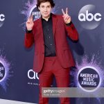 David Dobrik Instagram – I gotta learn how to pose. What is this hahaha