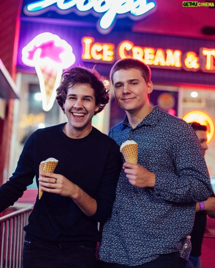 David Dobrik Instagram - Me, my favorite dessert, and some ice cream