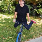 David Dobrik Instagram - Thank you for all the birthday wishes you amazing people!! I can’t even begin to explain how much your support over the last couple years has meant to me. I’m a very very lucky dude to be surrounded by the best group of friends, supporters, and all in all have the most exciting job I could possibly dream of. Heres to another year of blindfolding my friends, surprising them with cars, and leaving scars inside and out. I don’t know about you but I’m feeling 22 lol