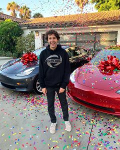 David Dobrik Instagram - Hey guys for my birthday GFUEL and I wanna give these teslas to yall!! Just follow me and @gfuelenergy, share this to your story and tag a friend in the comments! WINNERS: @chxy.xnnx @xclaudiaj @bobbyxcoleman No purchase necessary. Exclusions apply. Terms and conditions here: https://bit.ly/2D3VSvX #gfuel #ad #davidstesla