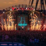 David Guetta Instagram - Year after year, @ushuaiaibiza succeeds in making my party bigger and bigger! A new stage has been reached this year with the craziest production I’ve ever seen. I can’t wait for next year! Thank you Ibiza and all the Team 🫶 It’s going to be a long winter ahahah @fmifofficial @yannpissenem @romain_pissenem Ushuaïa Ibiza