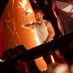 David Guetta Instagram - Year after year, @ushuaiaibiza succeeds in making my party bigger and bigger! A new stage has been reached this year with the craziest production I’ve ever seen. I can’t wait for next year! Thank you Ibiza and all the Team 🫶 It’s going to be a long winter ahahah @fmifofficial @yannpissenem @romain_pissenem Ushuaïa Ibiza
