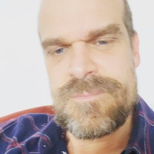 David Harbour Instagram - Text me (please not just ‘i love stranger things’ but with info about yourself, where are you?  what do you do?  Instagram handle?  How’s money and work in this time?  How’s family?  Anything else you feel like might be interesting for me to know about you during all this?) 1 917 540 5294.  Clearly, in the overwhelming nature of the numbers thing, i won’t get to reply to everyone, and I may not even see yours (apologies in advance if that happens) but I will try to compile some database of fans and friends to see if there are easy ways to connect and help each other in the future.

If I am completely overwhelmed by this and it is a disaster I will keep you posted😋