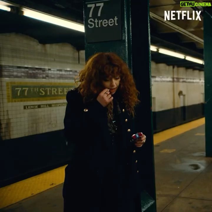 David Harbour Instagram - Omfg @nlyonne is a national treasure…just when I didn’t think I could love this series more they put a Travis Bickle impersonator in the first 3seconds of the trailer‼️
