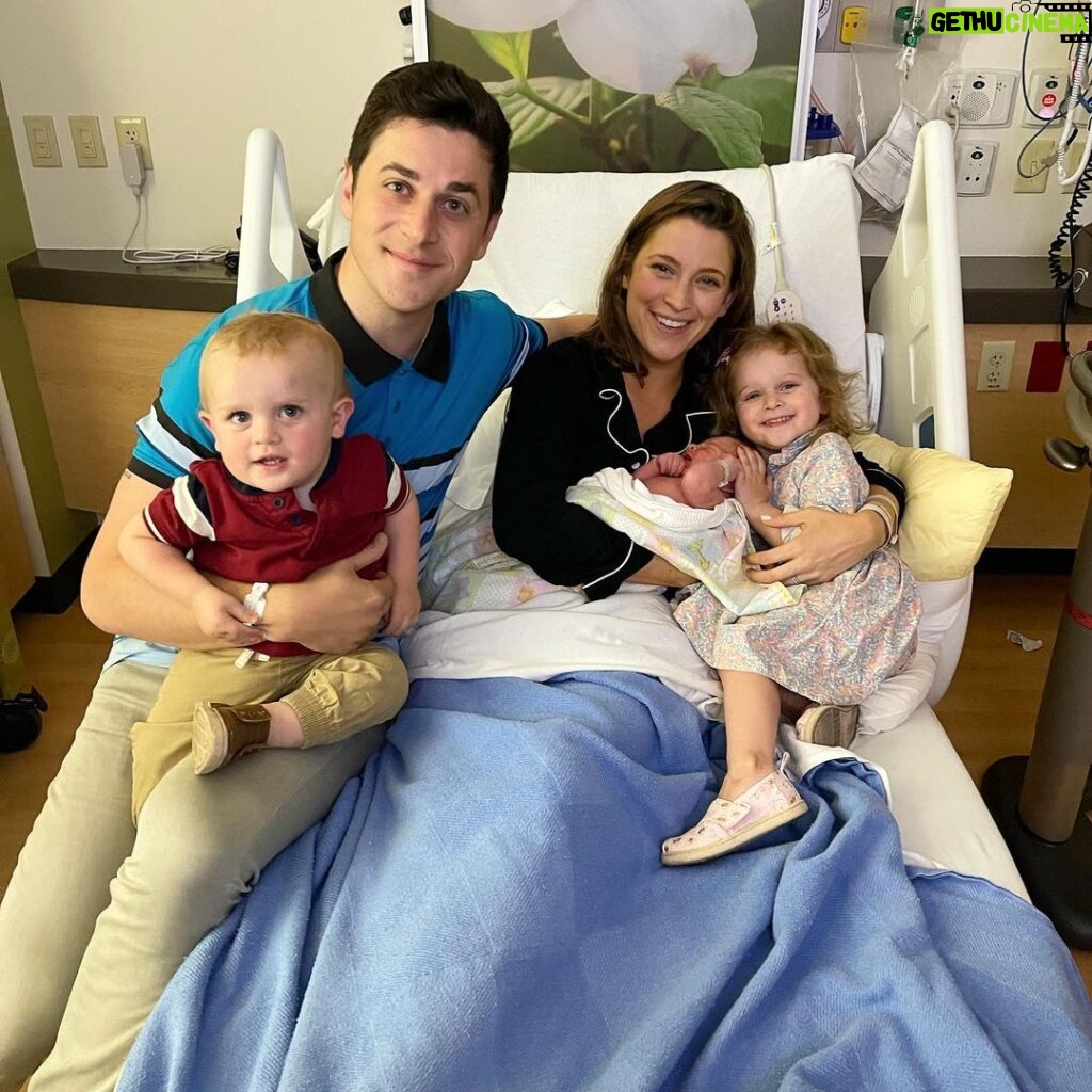 David Henrie Instagram - IT’S A GIRL!!!! Gemma Clare Henrie was born 7lbs 15oz at 3:21am. Maria is currently enjoying the most deserved nap ever haha. She stuck to her plan and had a drug free birth and I couldn’t be more in awe of her! Thanks be to God for the greatest gift on earth and Maria and I thank you all for your prayers. I received many messages and I really appreciate it. #vitabella #deogratias and a huge shout out to our nurses Morgan and Sofia and our midwife Katy! Y’all are spectacular and thank you to all the nurses out there we appreciate you.