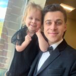 David Henrie Instagram – #goodfriday hope everyone had a blessed one. Snowed where I am! Crazy. I guess if there was a day that it was appropriate, it’d be today.