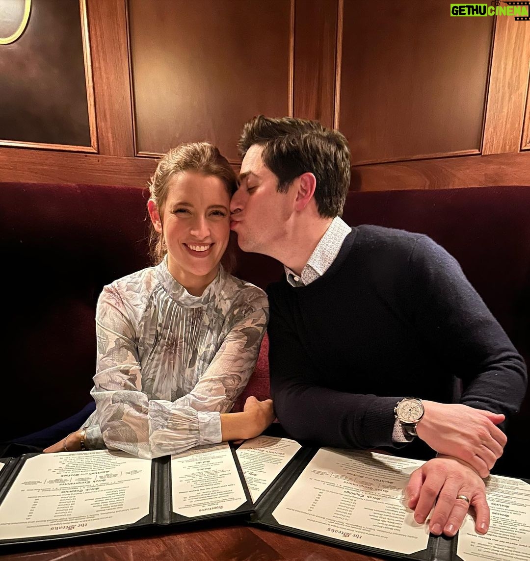 David Henrie Instagram - Happy birthday to my love, my wife, my best friend, mother of my children. Couldn't imagine my life without you. You make me strive to be a man worthy of you each and everyday. . . . . . #HappyBirthday #Birthday #Wife #Husband #BirthdayDinner #Love #Marriage