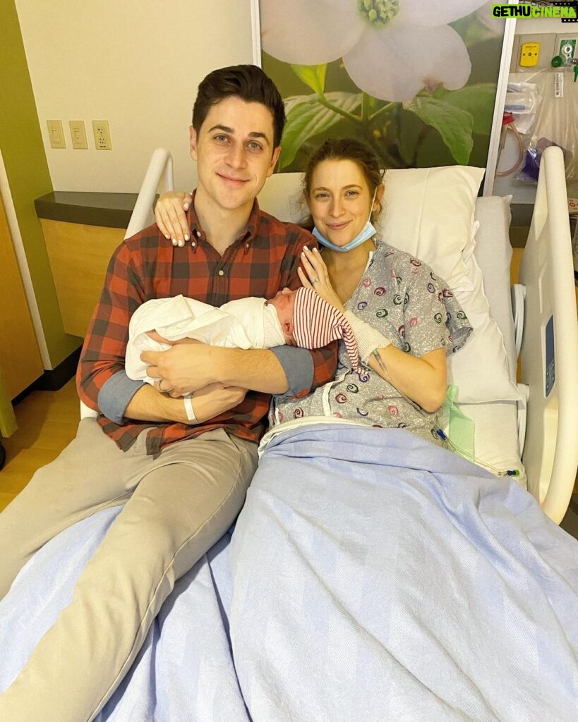 David Henrie Instagram - CHRISTMAS BABY!!! Y’all... WHAT A NIGHT! James Thomas Augustine Henrie was born at 9:33pm on December 25th 2020 weighing 8lbs 13oz. My wife is a superhero and was able to achieve her goal of having a drug free birth. I’m so proud of her! Aside from sharing the stage with none other than Jesus, He blessed us in a special way by giving us James on this date because it was December 25th 2019 that we had our fourth miscarriage. Thank you all for the prayers and well wishes, they paid off in a massive way. MERRY CHRISTMAS :) ps it started snowing as he was being pushed out. Crazy!!!