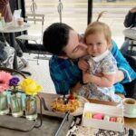 David Henrie Instagram - Daddy daughter date!!! Macaroons for my little macaroon. #dadlife #girldad