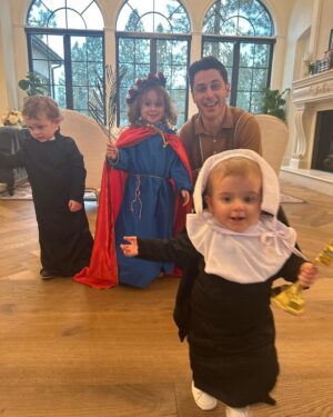 David Henrie Instagram - Alright y’all, this year we have Saint Clare, Saint Philomena, and then Father Flick, our parish priest 😂 Happy All Hallows Eve!