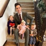David Henrie Instagram – Happppppppy Sunday from the Henries! We love you all.
.
.
.
.
.
#Sunday #HappySunday #Family #HenrieFamily #Dad #DadLife