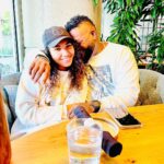 David Ortiz Instagram - 22 year to go l had the blessing of the birth of this child that today l’m very proud to be her dad, baby happy birthday daddy love you so much @official_v3da