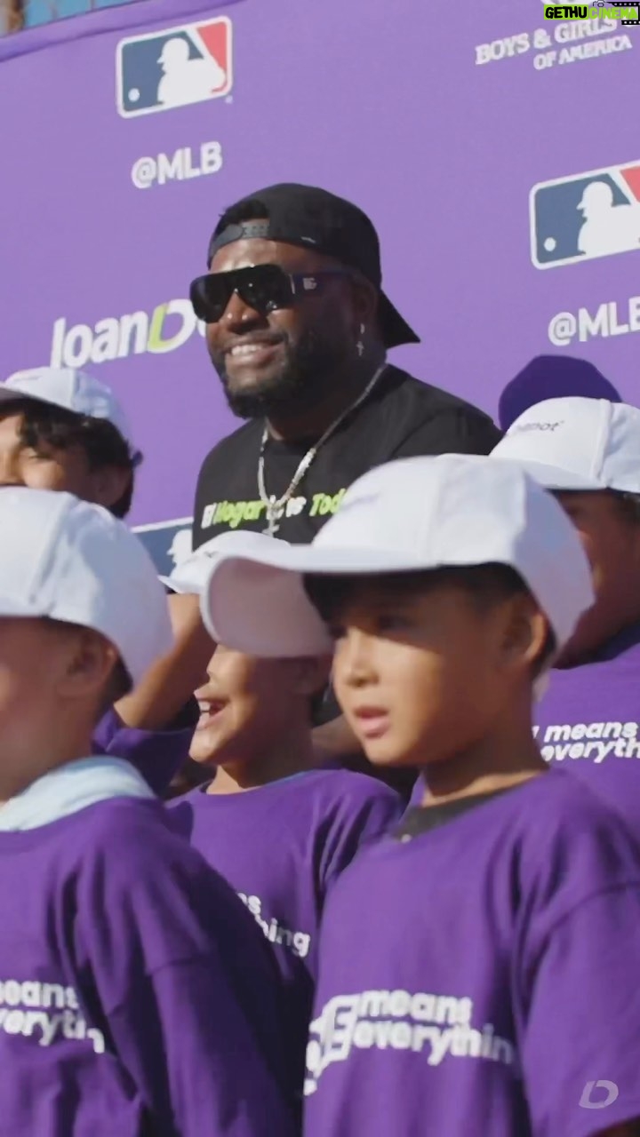 David Ortiz Instagram - Growing up, baseball gave me a sense of home wherever I played, and mentors who guided me – which are the most important things. I loved getting out on the field with these kids from the Boys and Girls Club LA Harbor where my friends at @loandepot are renovating the Wilmington Athletic Complex so they can play sports. The smiles and cheers in this video say it all. #HomeMeansEverything.