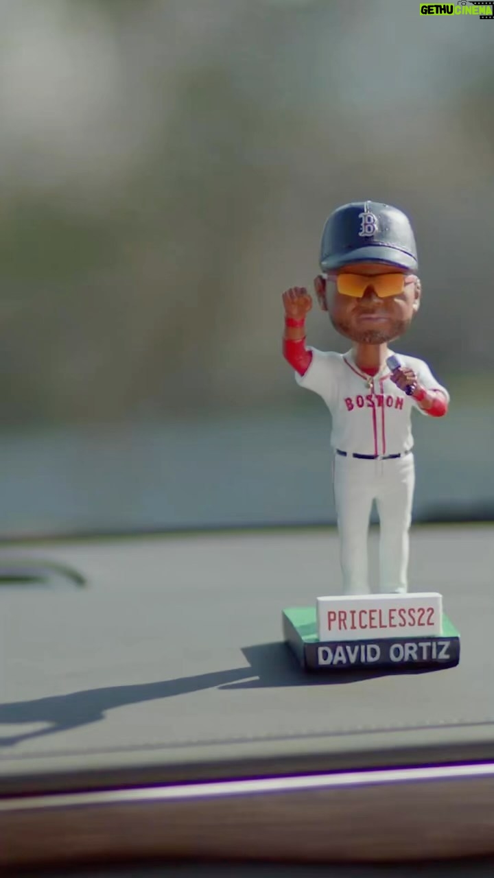 David Ortiz Instagram - Want to go to the World Series and hang with Papi? From now through 9/30, @Mastercard is giving you the chance to win a trip to the 2022 MLB World Series presented by Capital One. Just use your Mastercard and code PRICELESS22 when you request a ride with @uber to any US MLB ballpark to enter for a chance to win. NO PURCHASE NECESSARY. Void where prohibited. Existing Mastercard cardholders who are U.S. res 18+ before 9/1/22. PIN-based debit, Int’l & corp. transactions ineligible. Ends 9/30/22. Rules: https://www.uber.com/blog/mastercard-and-uber-sweepstakes-official-rules/