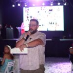 David Ortiz Instagram – This weekend we have the ability to impact the lives of so many children in need of critical health care.

During our pairings party 3x Super Bowl Champion Lonnie Paxton was our #1 LIVE draft pick for today’s golf tournament with a winning bid of $17,000 which will help save at least 3 lives of children! 

We’d like to thank our partners @glenmorangieusa for a wonderful kick off 

So please visit our donation link with whatever amount you can. 

#ortizclassic

📸 @reddotjournals Marco Island, Florida