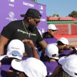 David Ortiz Instagram - Yesterday I got to see all the big smiles from the boys and girls at @bgclaharbor with my friends from @loandepot who are renovating three ball fields so kids can play the game I love... It was an honor to play with these kids and let me tell you these kid can play!! The future looks bright 😎🙌🏿