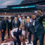 David Ortiz Instagram – When baseball meets football… 🏈 @nflonfox @mlbonfox