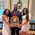 David Ortiz Instagram - Happy Father’s Day to all the dads out there those that sacrifice themselves for their kids 🙌🏽🙌🏽🙌🏽