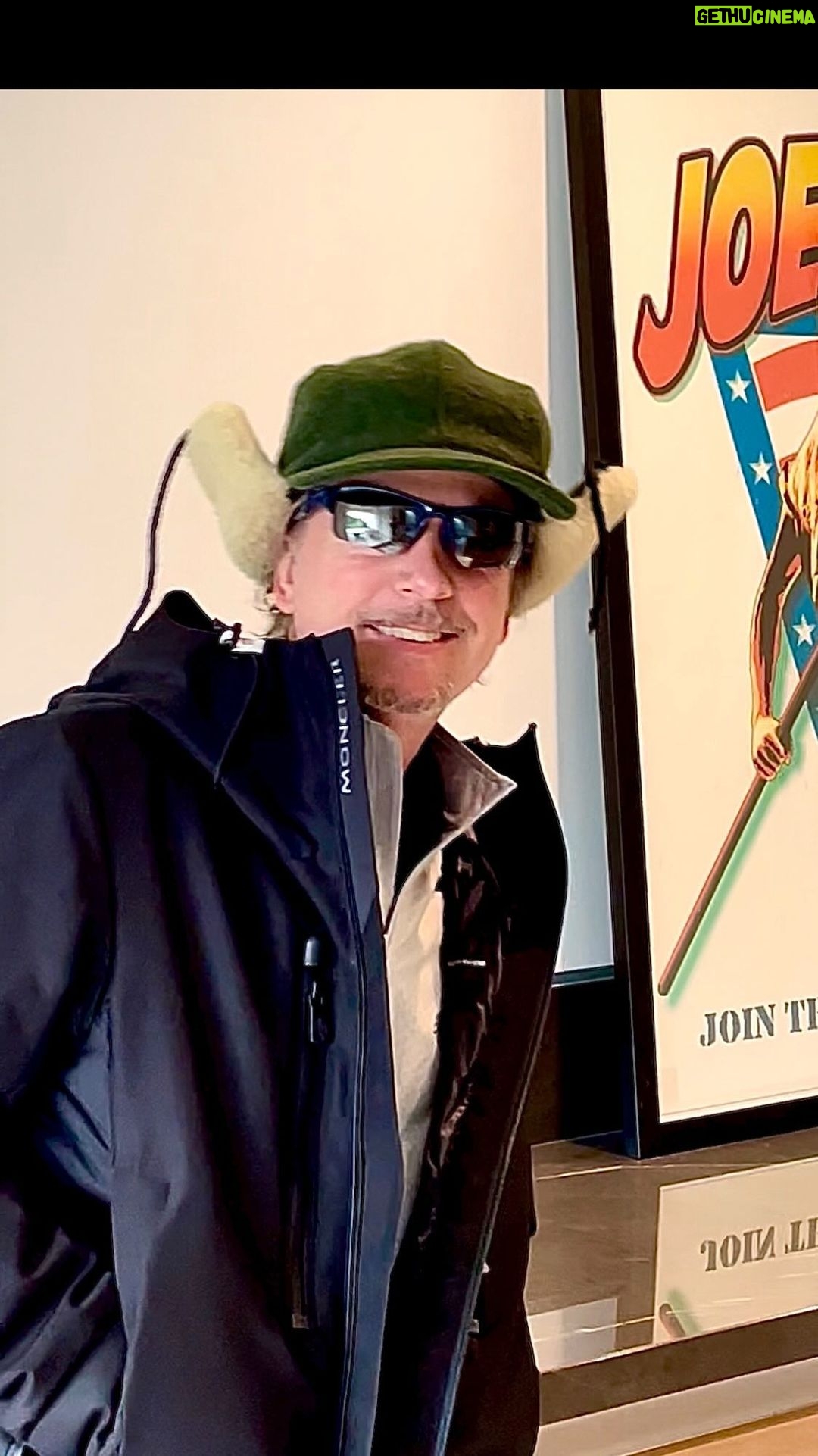 David Spade Instagram - Buy some merch you Grinch! Make someone marginally happy. And stay tuned for Americas Got Covid coming soon on @nbc @peacocktv #PaidAd www.davidspademerch.com