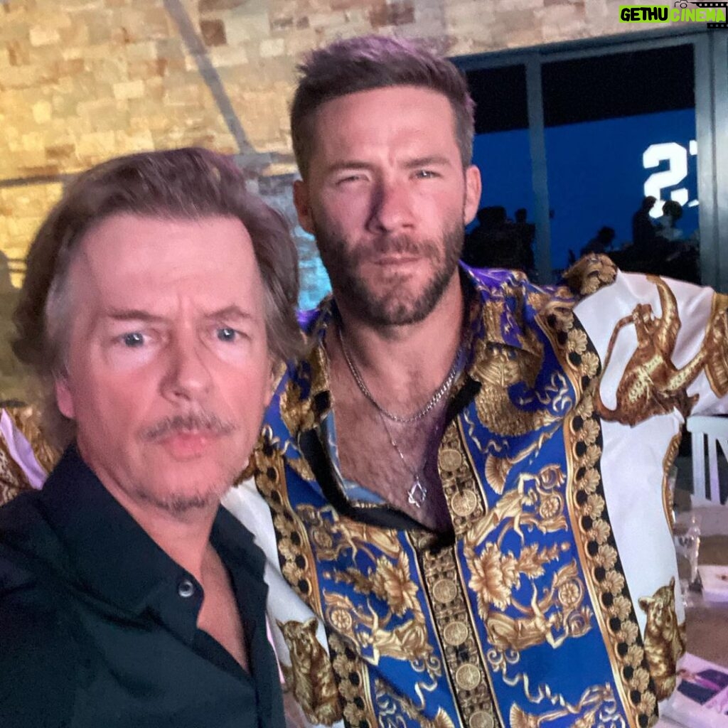 David Spade Instagram - Great time performing at Robert Krafts birthday rager. Heres my comedy writer @edelman11. Also @lionelrichie killed it. Thx to @michaelrubin for letting us use his 3 million sq foot house. #14pantries
