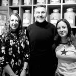 David Walliams Instagram - A blundeful afternoon tea @fortnums with THE BLUNDERS competition winners.