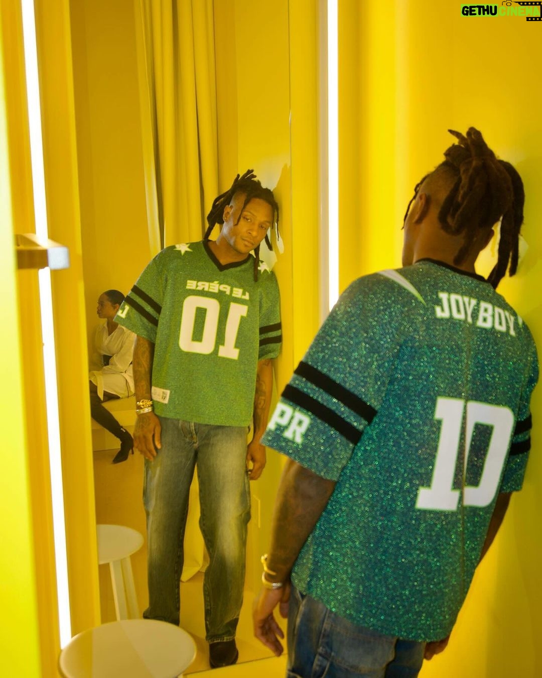DeAndre Hopkins Instagram - should I cut my locks?
