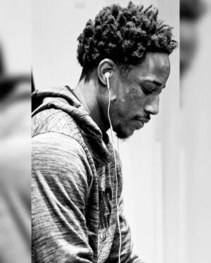 DeMar DeRozan Instagram - “Dinners With DeMar” centers around DeRozan and a guest sharing a meal to speak about the importance of mental health.

The Bulls’ star first opened up about his own mental health in a 2018 interview and has been a pioneer on the subject ever since.

Draymond Green is featured in the first episode (available now on DeMar’s YouTube channel) — with the next two episodes featuring @DamianLillard and @DwyaneWade.

(🎥: @podiumpics)