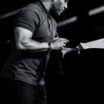 DeVon Franklin Instagram - When you align your life with God there will be periods of isolation and those periods of isolation are preparation for what He’s gonna do for you. Every sacrifice you make on behalf of Him, He is going to honor!  Share this with someone who may need a reminder and tap the link in my bio to watch the full ‘Turn the Page Your Promise is Still Good’ Sermon🗣🙌🏾 #WednesdayWord