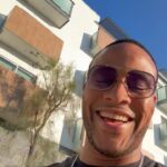 DeVon Franklin Instagram – Y’all I’m trying but I made a turn and somehow ended up at @magnoliabakery with Banana and Apple Crisp pudding in my hands…

Pray for me as I pray for you, let’s make better decisions!🤣🫠